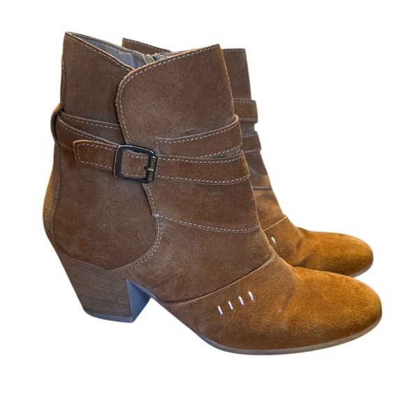 SUNDANCE Leather heeled ankle buckle boots - Picture 3 of 6